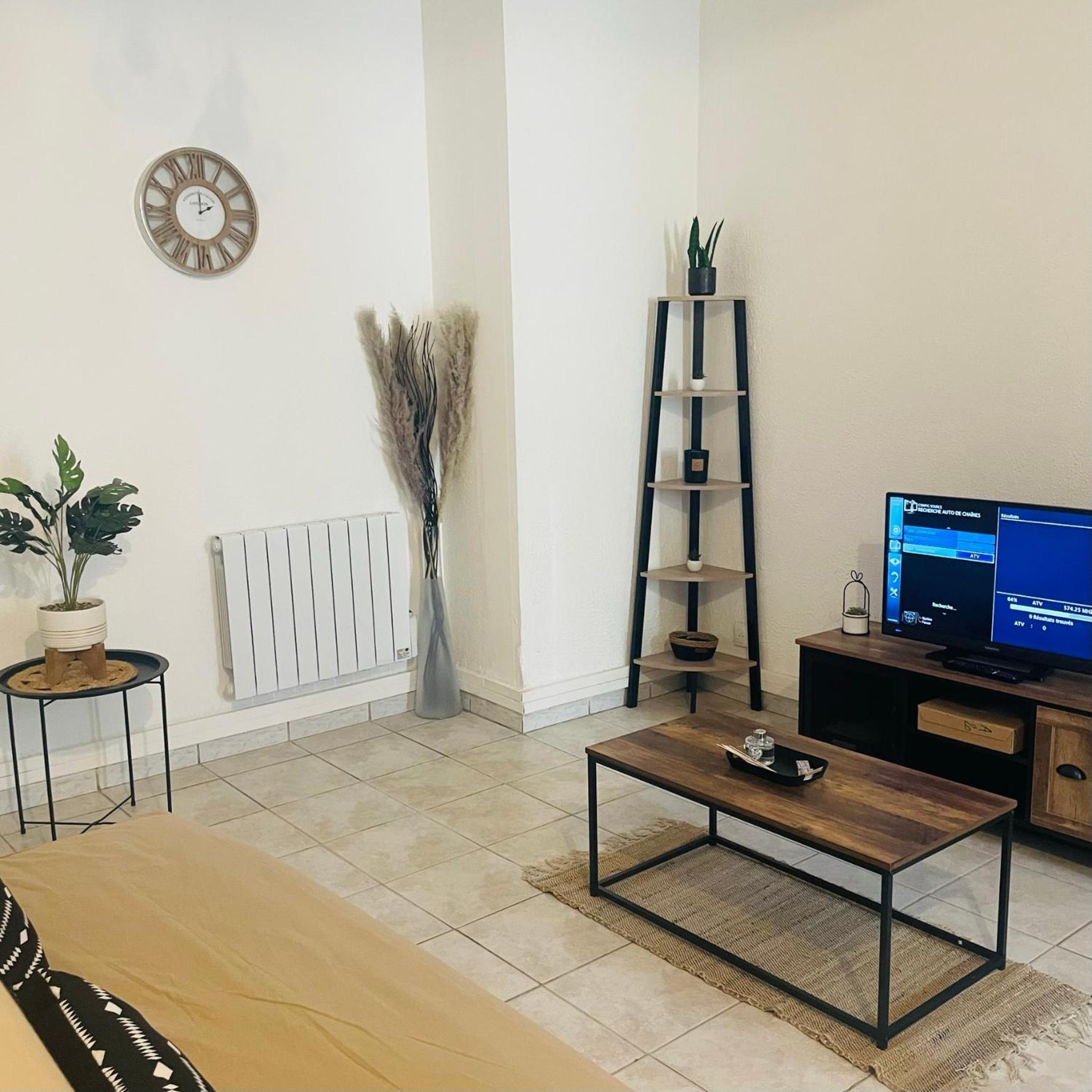 Appartement Authentique Coeur De Ville Σετ Εξωτερικό φωτογραφία